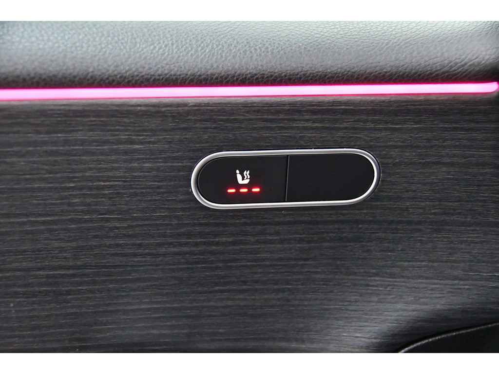 Mercedes-Benz A-klasse A200 AMG Pano*Camera*Keyless 24