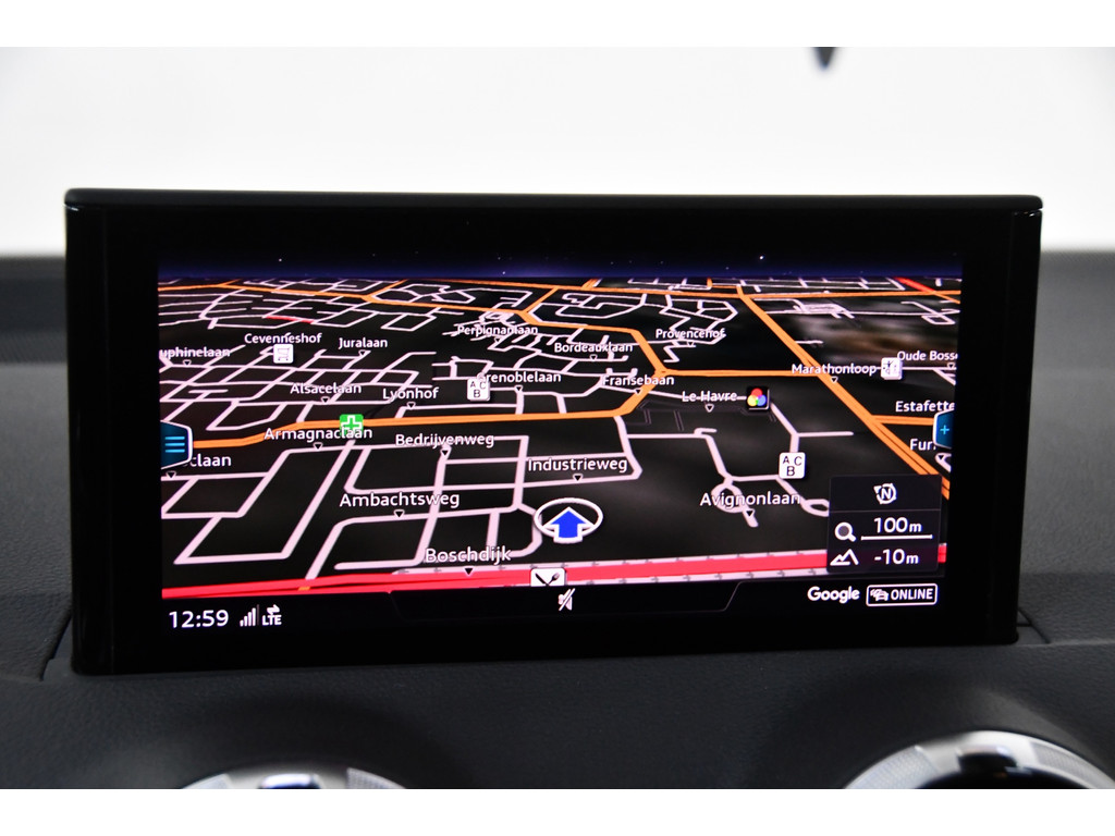 Audi Q2 35 TFSI S-Line, Pano, Camera, Navi 19