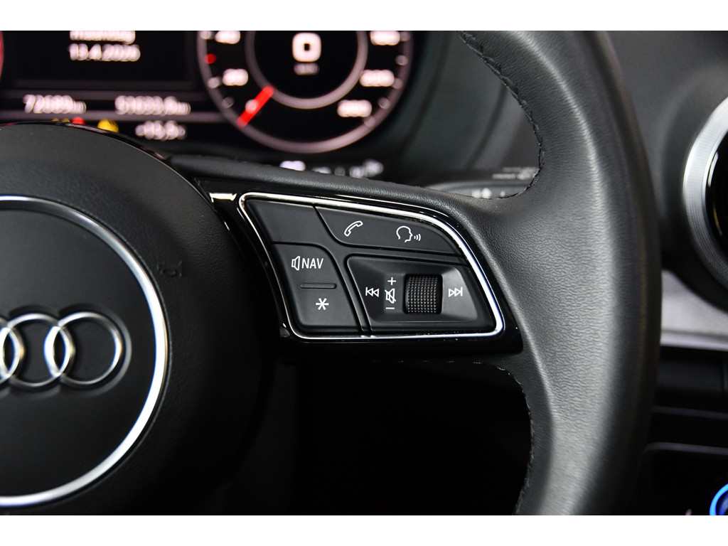 Audi Q2 35 TFSI S-Line, Pano, Camera, Navi 9