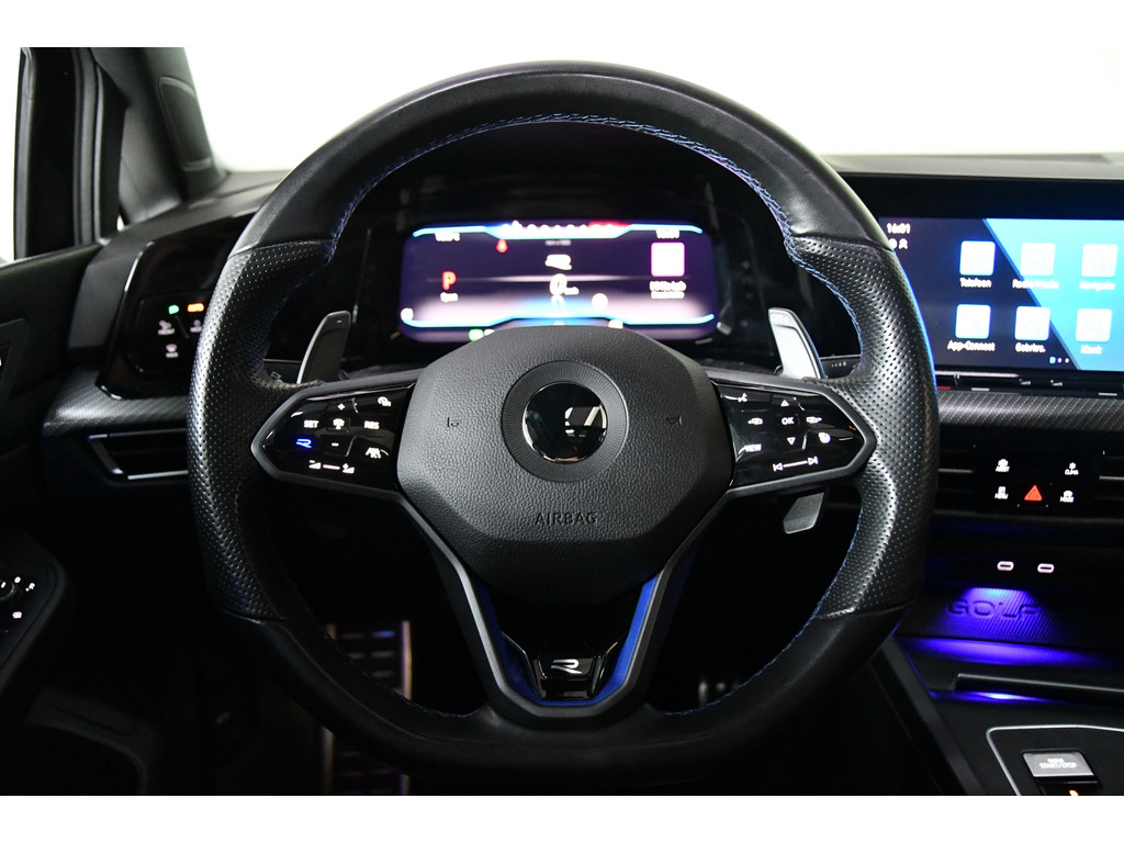 Volkswagen Golf 2.0 TSI R 4Motion Performance*AKra*Blindspot*Leder*Pano 10