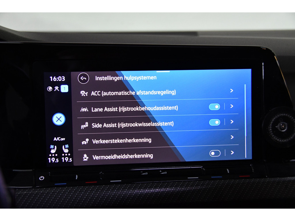 Volkswagen Golf 2.0 TSI R 4Motion Performance*AKra*Blindspot*Leder*Pano 15