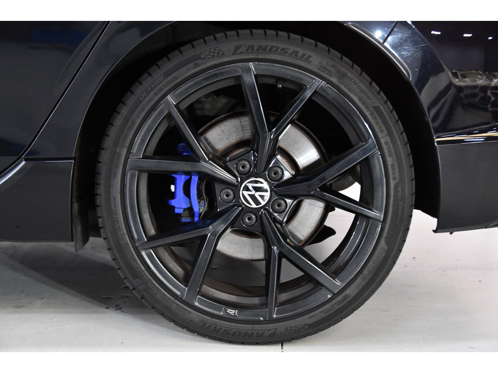 Volkswagen Golf 2.0 TSI R 4Motion Performance*AKra*Blindspot*Leder*Pano 2