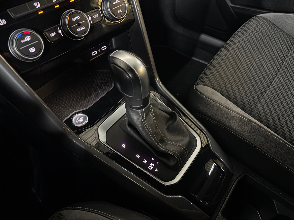 Volkswagen T-Roc 1.5 TSI R-Line Cam*Led*Keyless*Blindspot 14