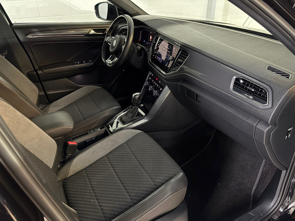 Volkswagen T-Roc 1.5 TSI R-Line Cam*Led*Keyless*Blindspot 4