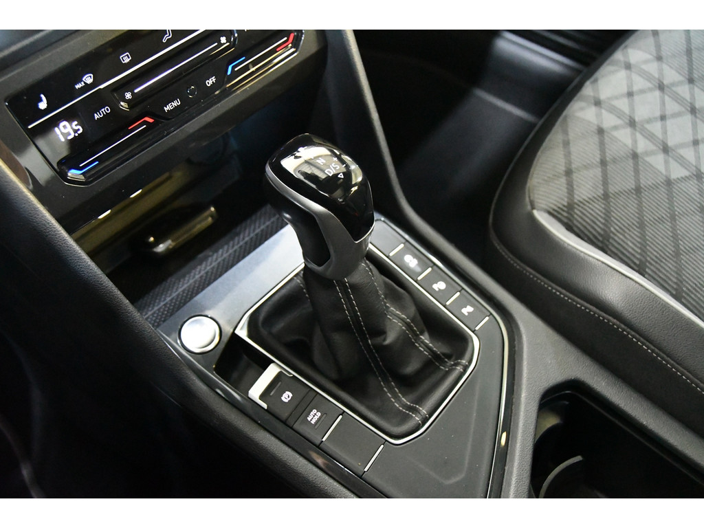 Volkswagen Tiguan 1.5 TSI R-Line*Full-option*Pano*Cam*Keyless*Elk-trekhaak 18