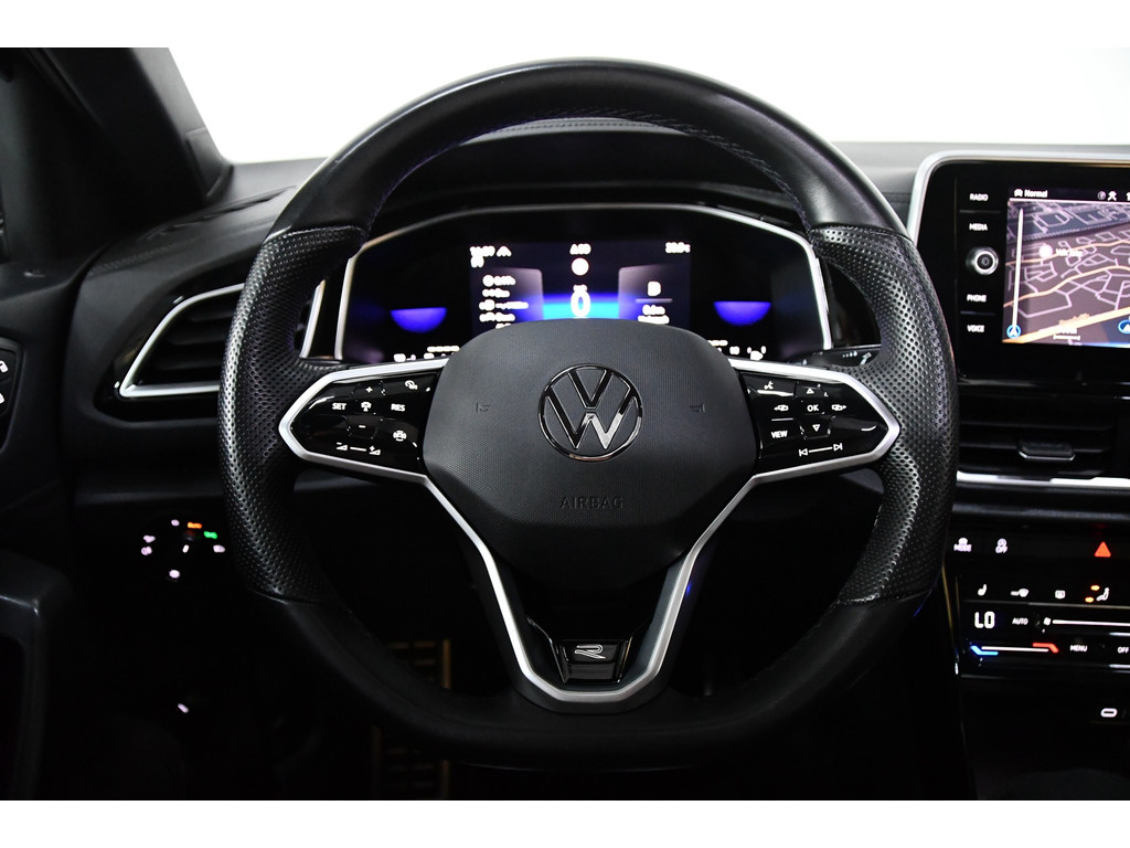 Volkswagen T-roc 1.5 TSI R-Line Cam*Led*Keyless*Pano 10