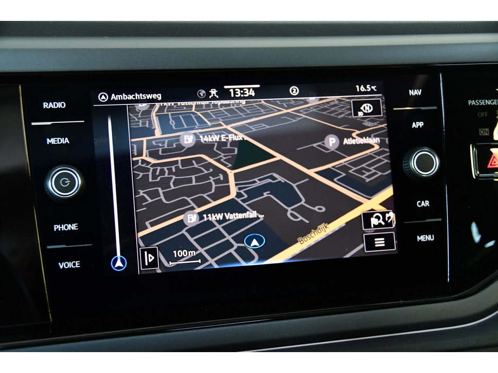 Volkswagen Polo 1.0 TSI R-Line, Pano, Camera, Frontassist 18