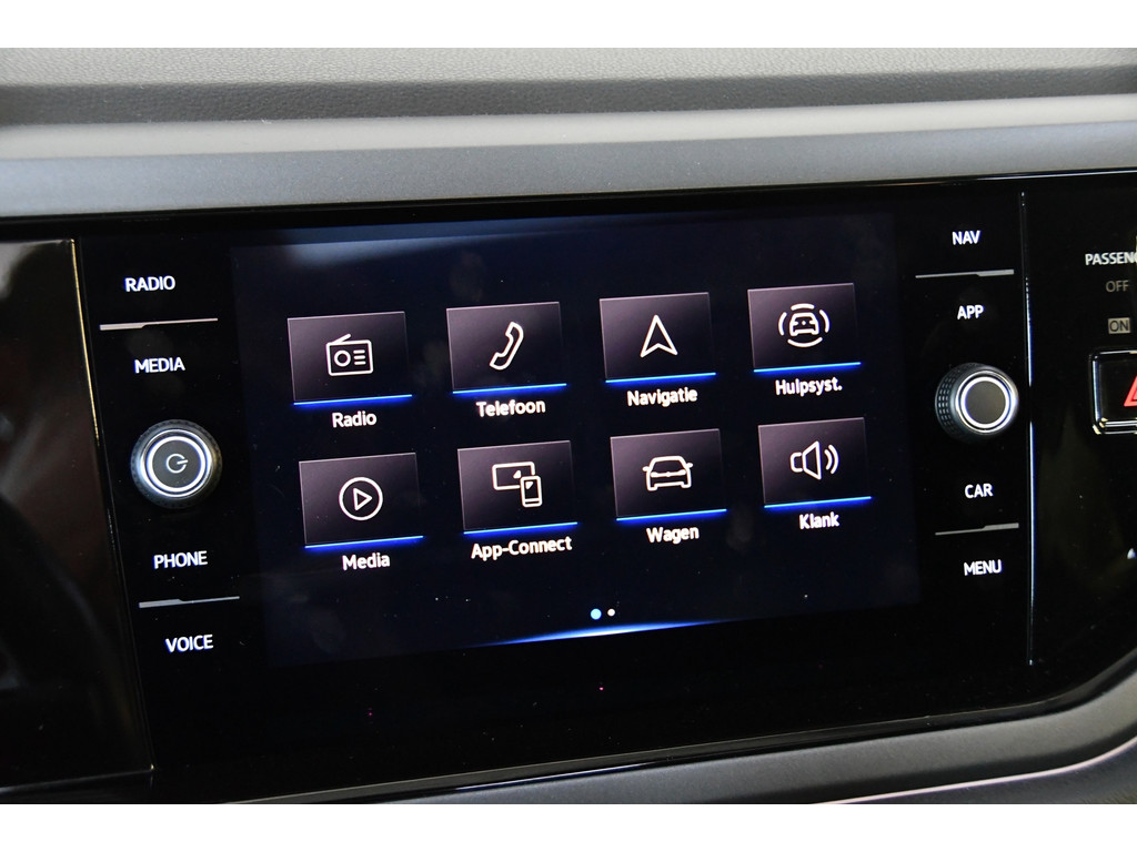 Volkswagen Polo 1.0 TSI R-Line, Pano, Camera, Frontassist 22