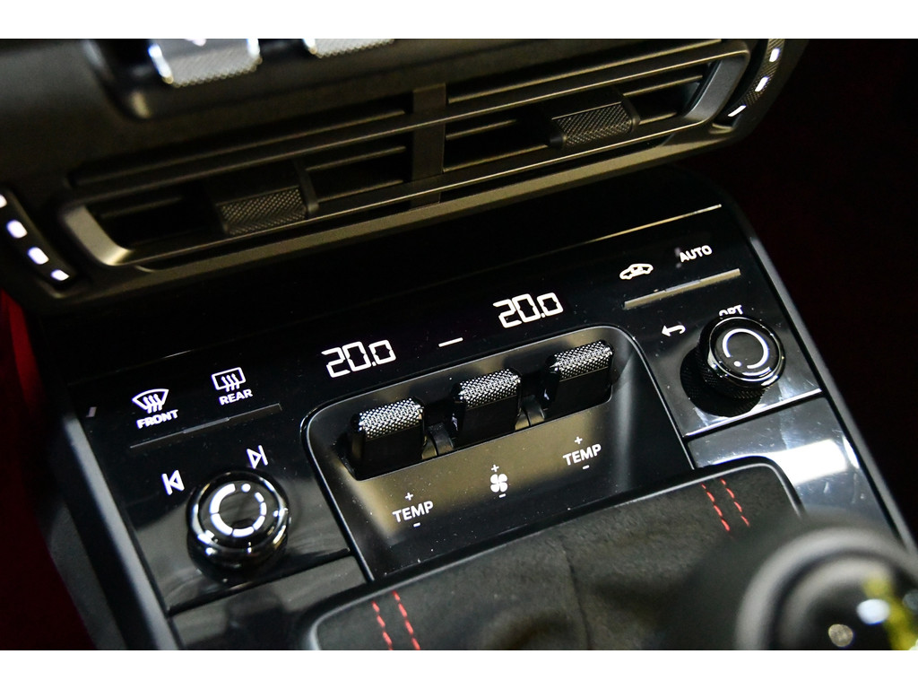 Porsche 911 4.0 GT3 Clubsport, Neuslift, Porsche Approved, Carbon 31