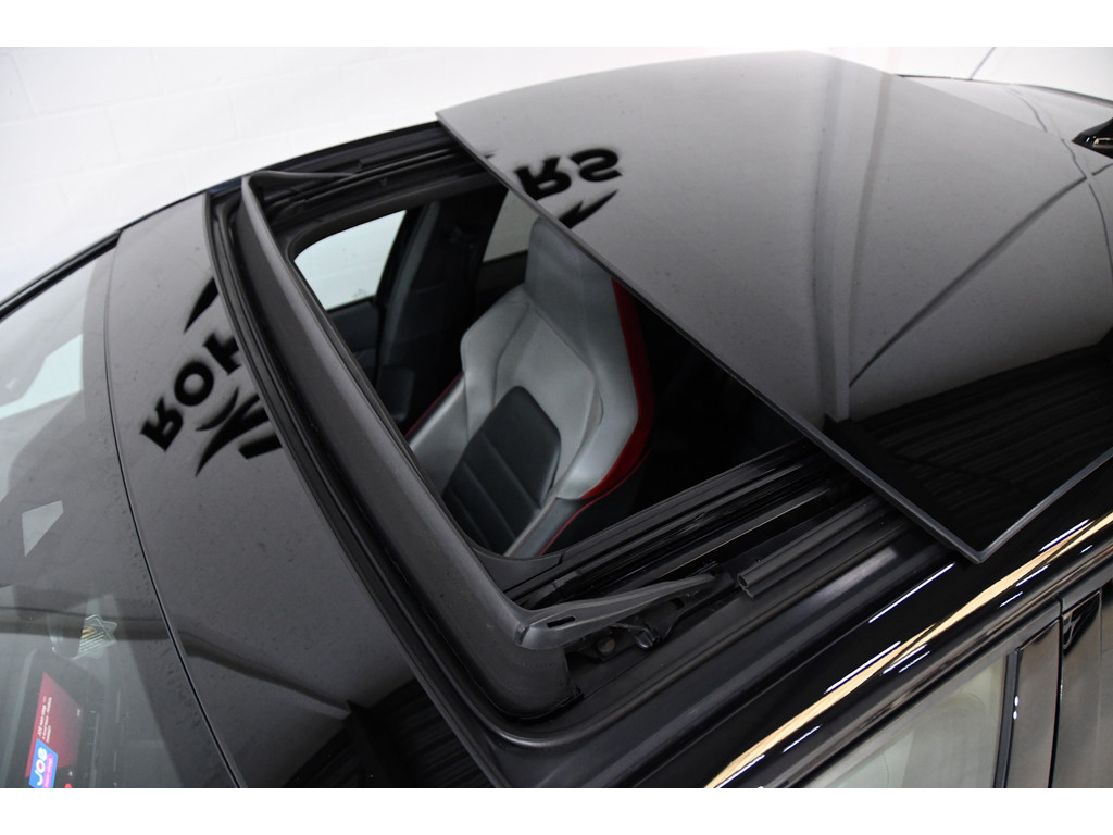 Volkswagen Golf 2.0 TSI GTI Pano*keyless*leer*stoelverk 2