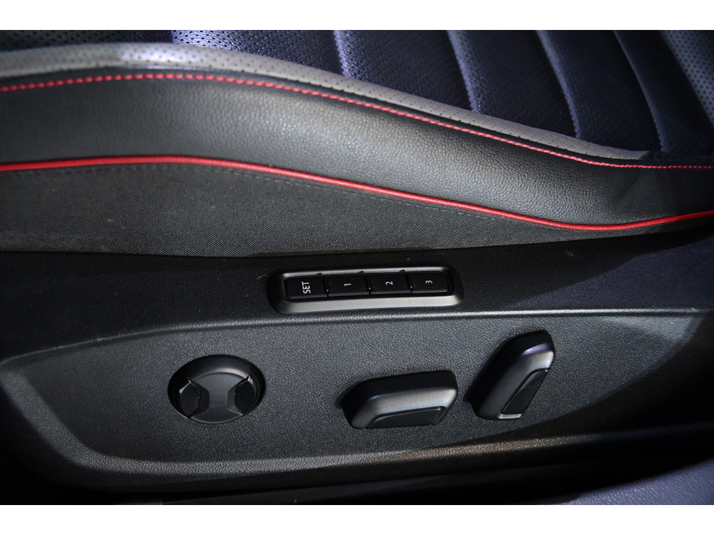 Volkswagen Golf 2.0 TSI GTI Pano*keyless*leer*stoelverk 7