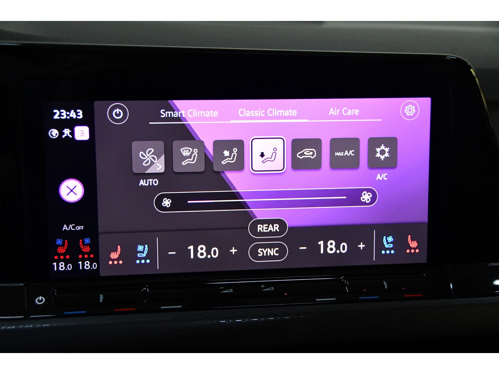 Volkswagen Golf 2.0 TSI GTI Clubsport, Pano, Sfeer 19