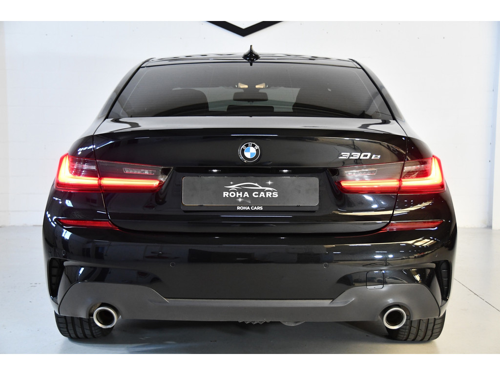 BMW 3-serie 330e M-pakket, Applecarplay, Sfeerverlichting 19