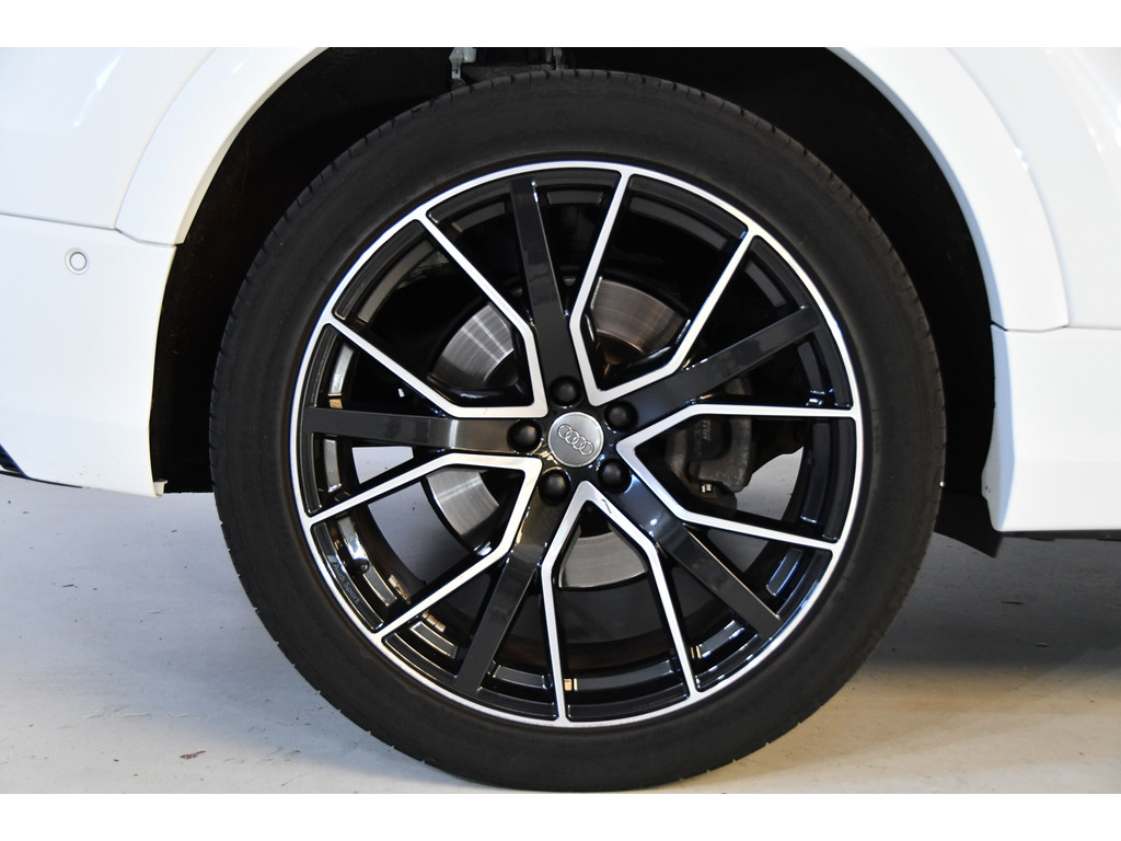 Audi Q8 55 TFSI e quattro Pro Line 360CAM*Keyless*B&O 1