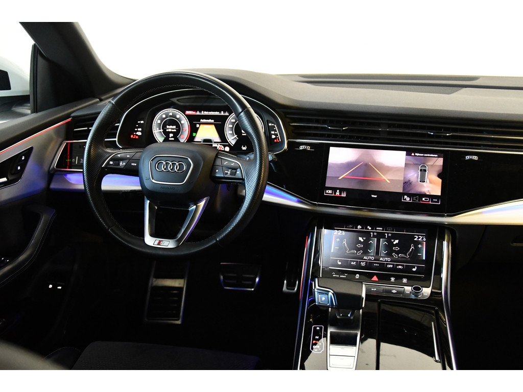 Audi Q8 55 TFSI e quattro Pro Line 360CAM*Keyless*B&O 10