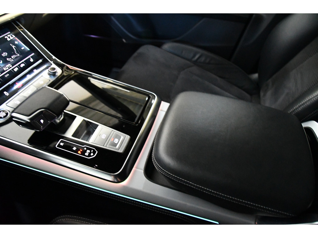Audi Q8 55 TFSI e quattro Pro Line 360CAM*Keyless*B&O 7