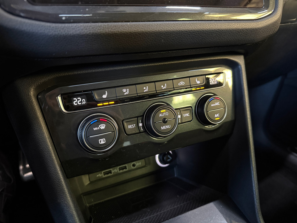 Volkswagen Tiguan 1.5 TSI ACT Highline Business R, Pano, HUD, FULL 23