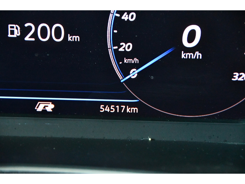 Volkswagen T-ROC 2.0 TSI 4Motion R Performence Akra Pano 25