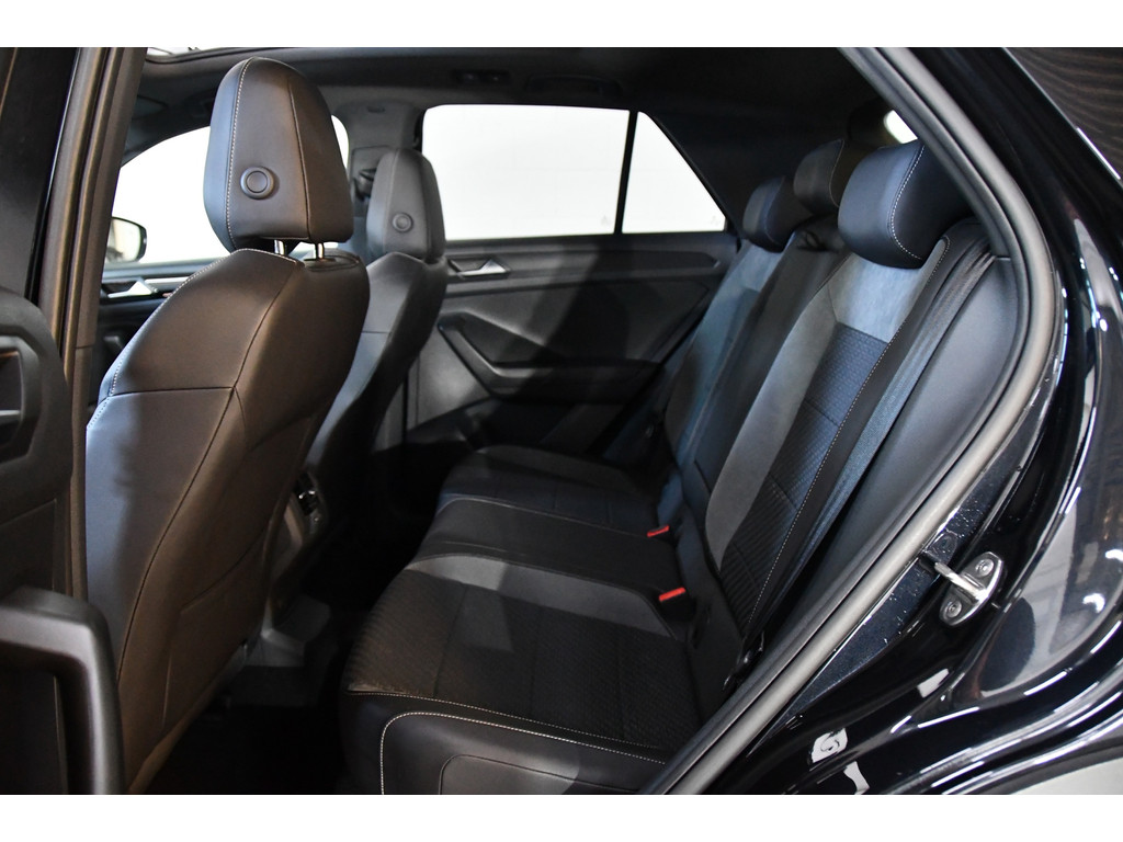 Volkswagen T-ROC 2.0 TSI 4Motion R Performence Akra Pano 5