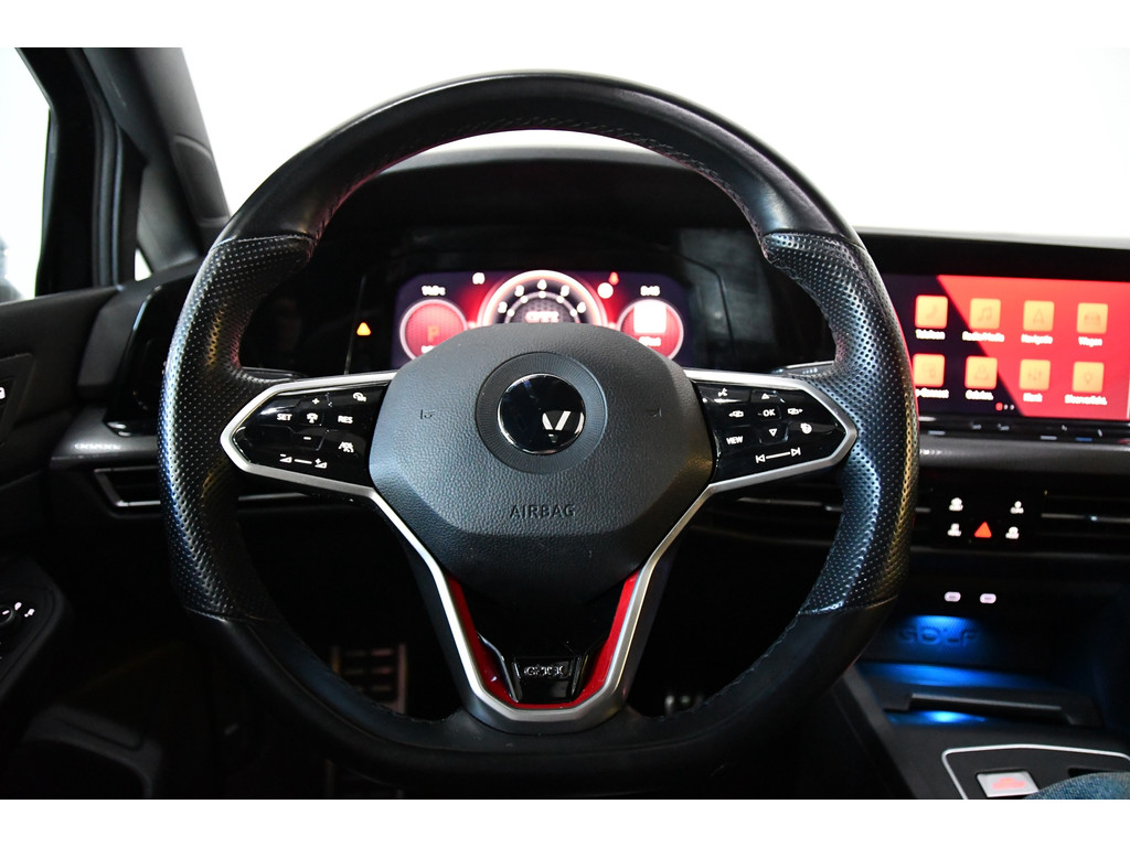Volkswagen Golf 2.0 TSI GTI 10