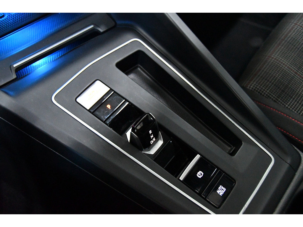 Volkswagen Golf 2.0 TSI GTI 12