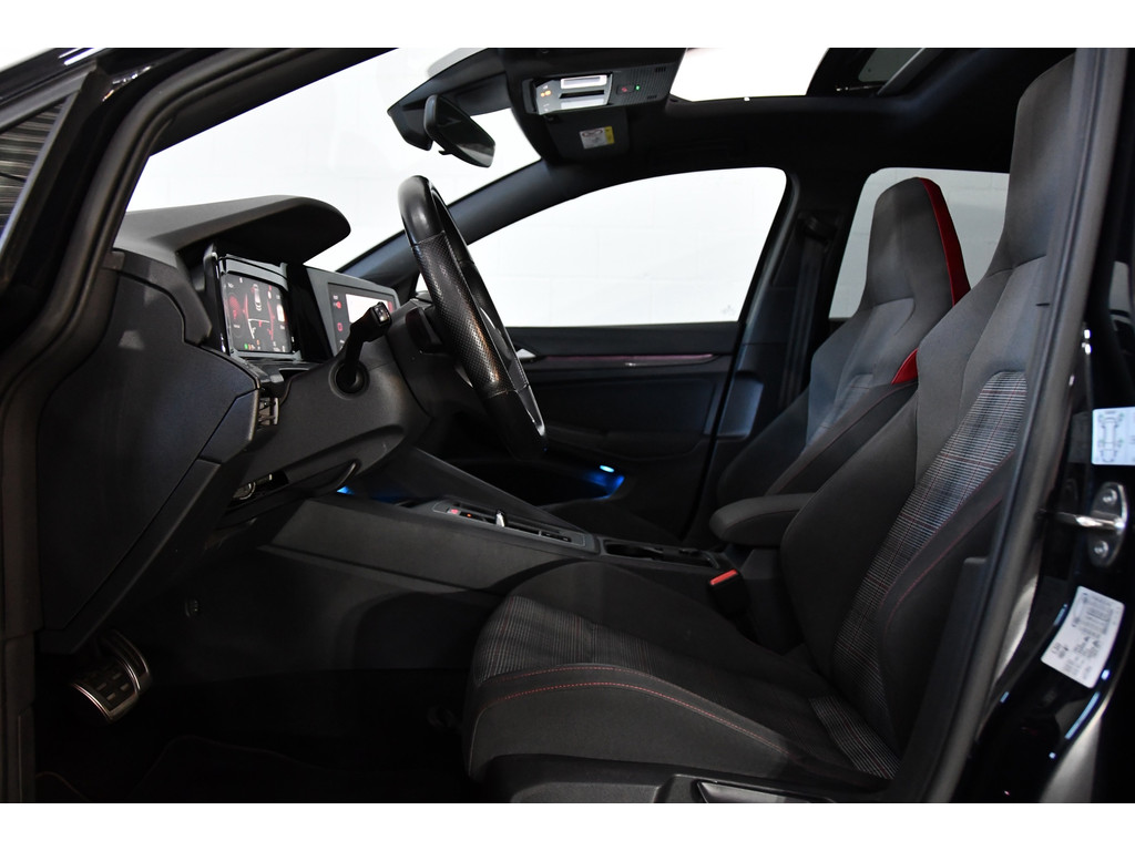 Volkswagen Golf 2.0 TSI GTI 4