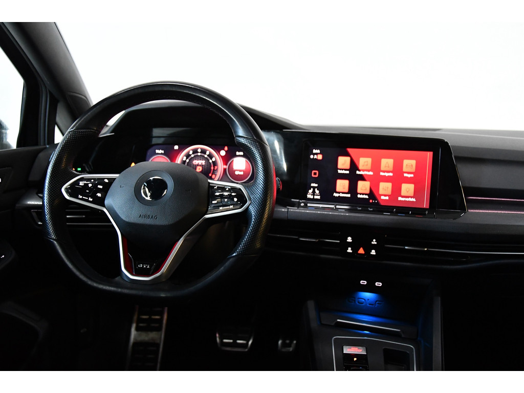 Volkswagen Golf 2.0 TSI GTI 8