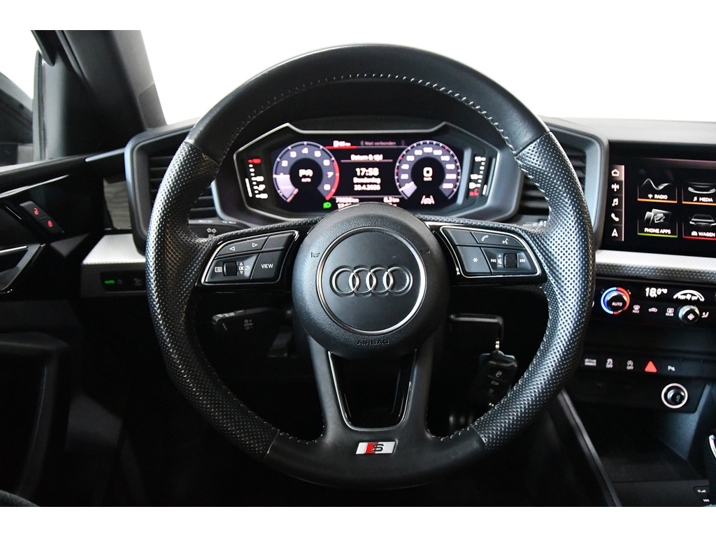 Audi A1 30 TFSI S-Line 6