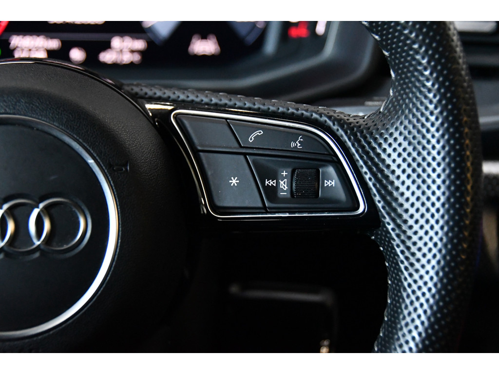 Audi A1 30 TFSI S-Line 7