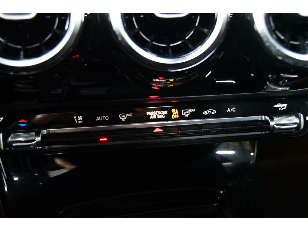 Mercedes-Benz A-klasse 250 Sport, Pano, Applecarplay 18