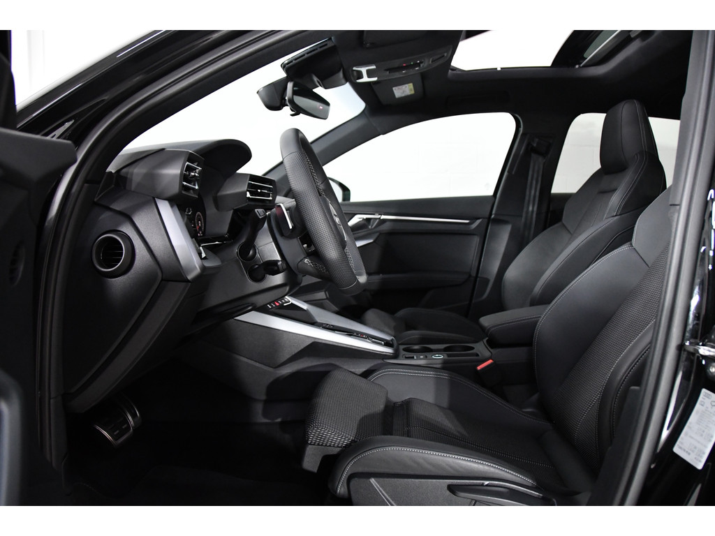 Audi A3 Sportback 35 TFSI S-edition 3x S-Line, Pano, Cam, AppleCP 4