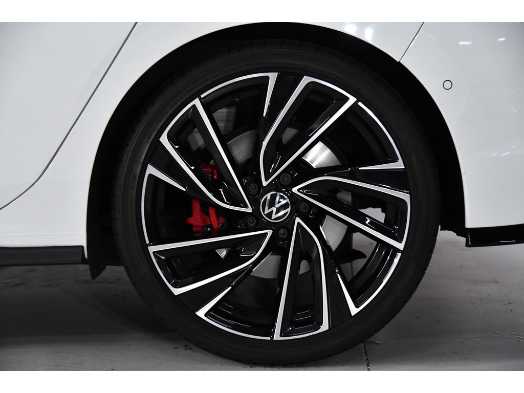 Volkswagen Golf 2.0 TSI GTI*Pano*H&K*Blindspot*Keyless 1