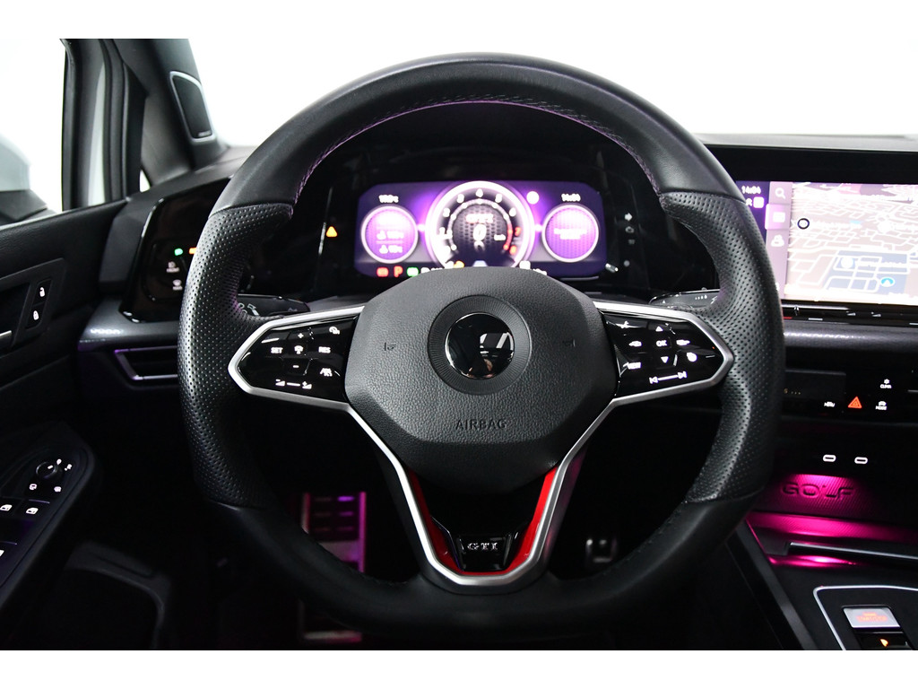 Volkswagen Golf 2.0 TSI GTI*Pano*H&K*Blindspot*Keyless 11