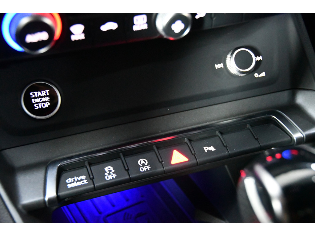 Audi Q3 Sportback 35 TFSI 3x S-line, Pano, Sonos, Nieuwstaat 22