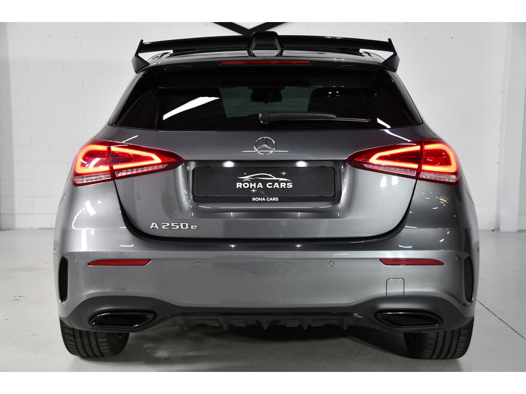 Mercedes-Benz A-klasse 250e, AMG-line, Pano, Burmester, Sfeer 25