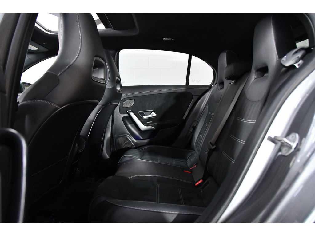 Mercedes-Benz A-klasse 250e, AMG-line, Pano, Burmester, Sfeer 5