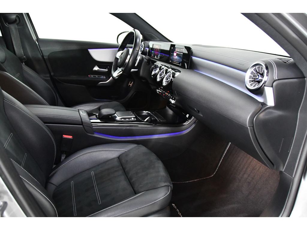 Mercedes-Benz A-klasse 250e, AMG-line, Pano, Burmester, Sfeer 6