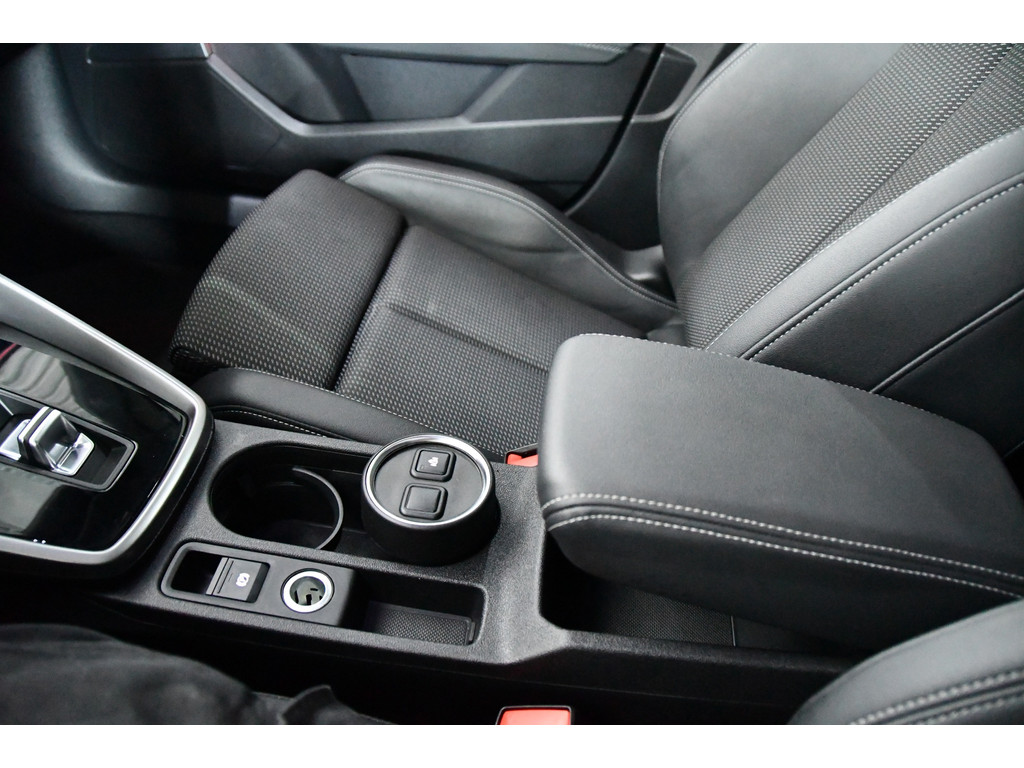 Audi A3 SPORTBACK 35 TFSI 3x S-line edition, Pano, B&O, Cam 16
