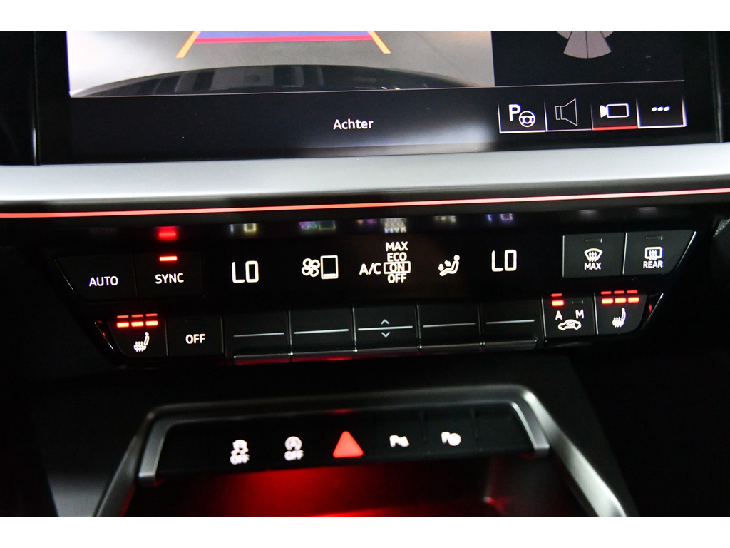 Audi A3 SPORTBACK 35 TFSI 3x S-line edition, Pano, B&O, Cam 18
