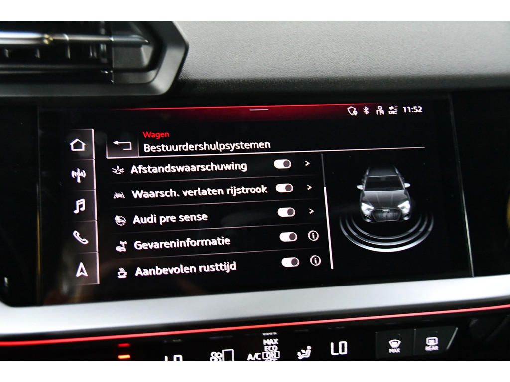 Audi A3 SPORTBACK 35 TFSI 3x S-line edition, Pano, B&O, Cam 24