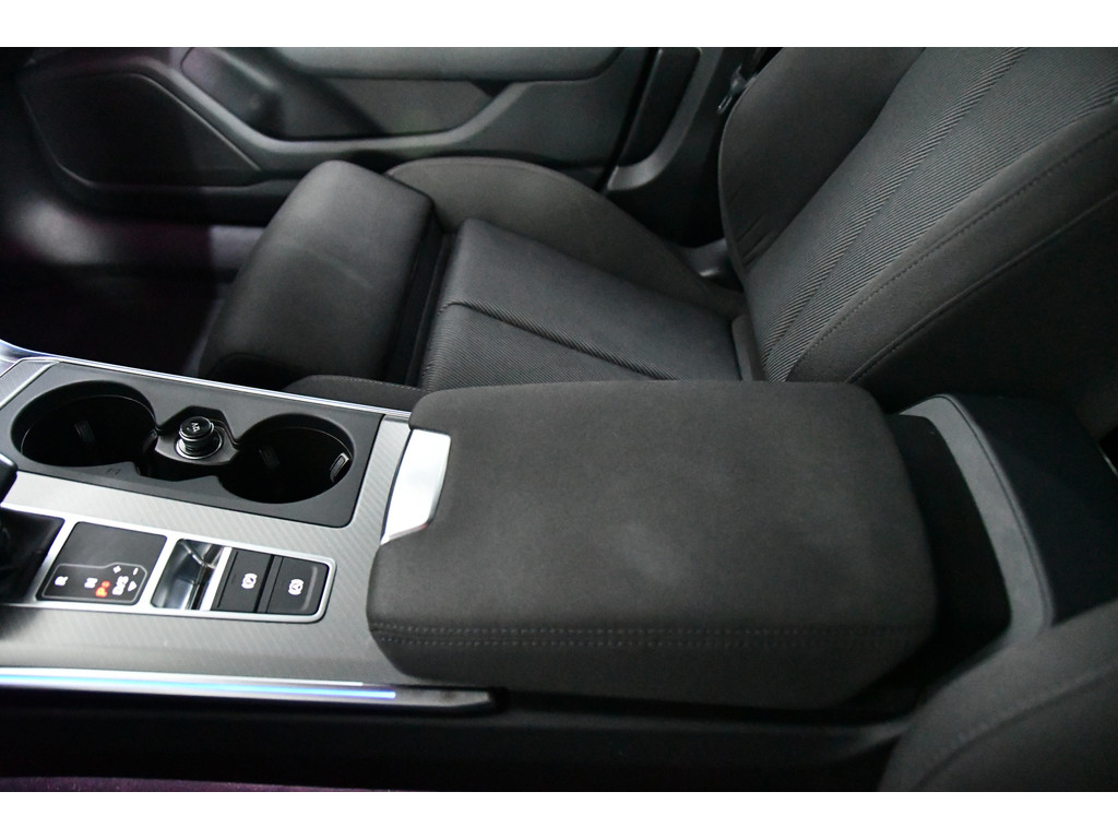 Audi A6 Avant 50 TFSIe quattro S-line, Pano, HUD, Full options 24