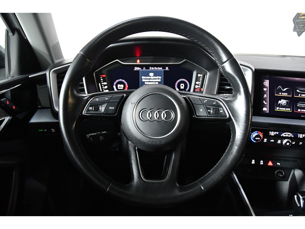 Audi A1 citycarver 30 TFSI, Camera, CarPlay, Automaat 11