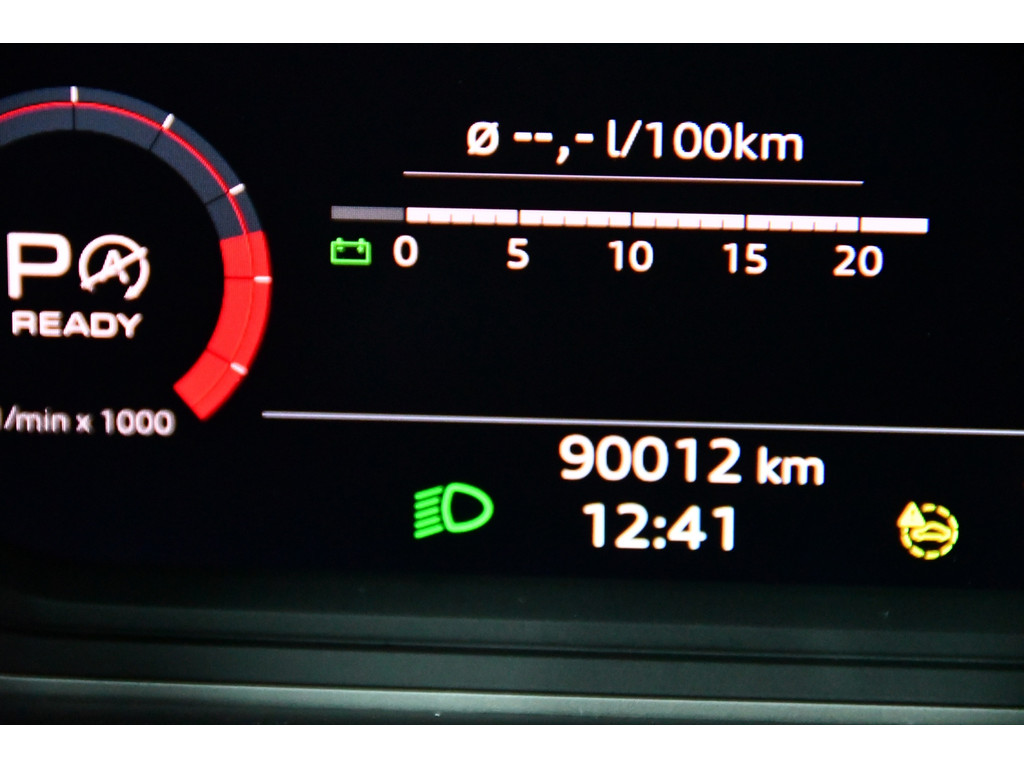 Audi A1 citycarver 30 TFSI, Camera, CarPlay, Automaat 18