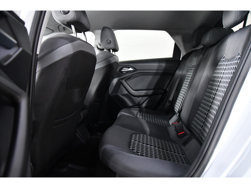 Audi A1 citycarver 30 TFSI, Camera, CarPlay, Automaat 5