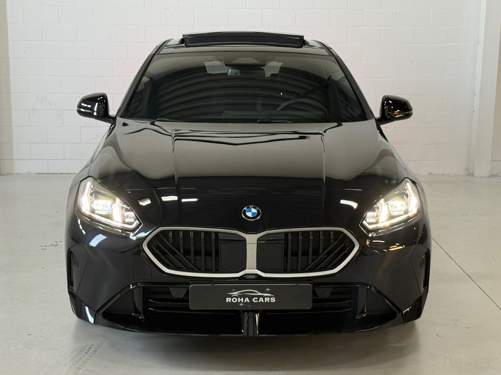 BMW 1-serie 120i pano*Side-assist*led*keyless 23