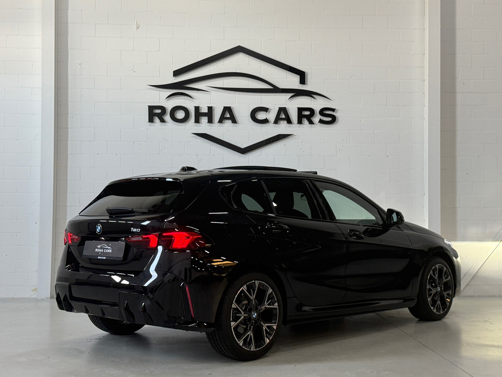 BMW 1-serie 120i pano*Side-assist*led*keyless 5