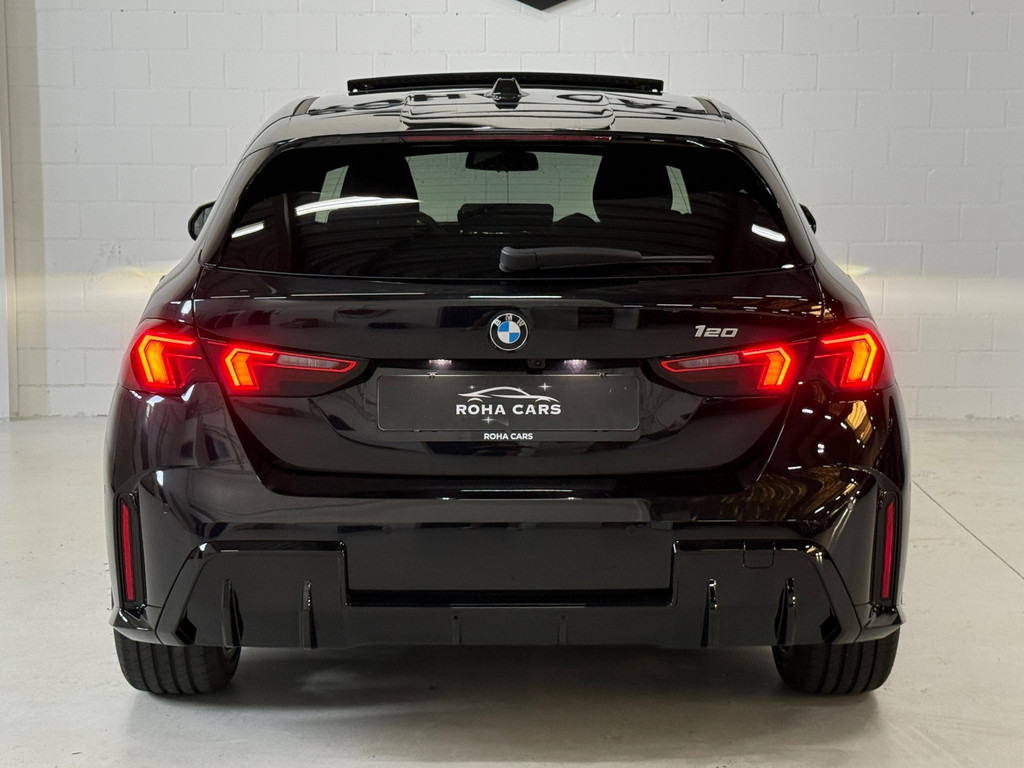 BMW 1-serie 120i pano*Side-assist*led*keyless 6