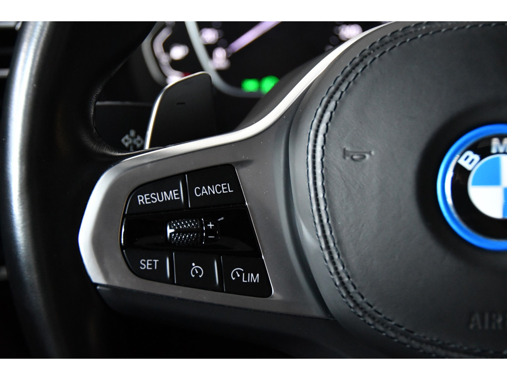 BMW X3 XDRIVE30E Pano*side-assist*Keyless 10