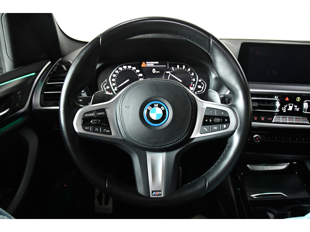 BMW X3 XDRIVE30E Pano*side-assist*Keyless 11