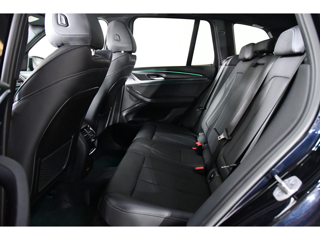 BMW X3 XDRIVE30E Pano*side-assist*Keyless 5